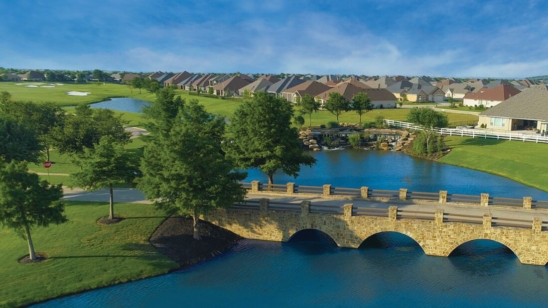 Active retirement community in Dallas area, Robson Ranch Texas in Denton