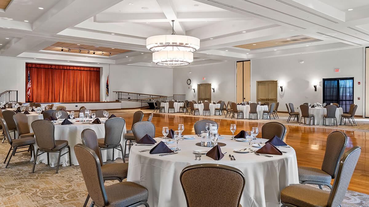 PC-Tuscany_Ballroom